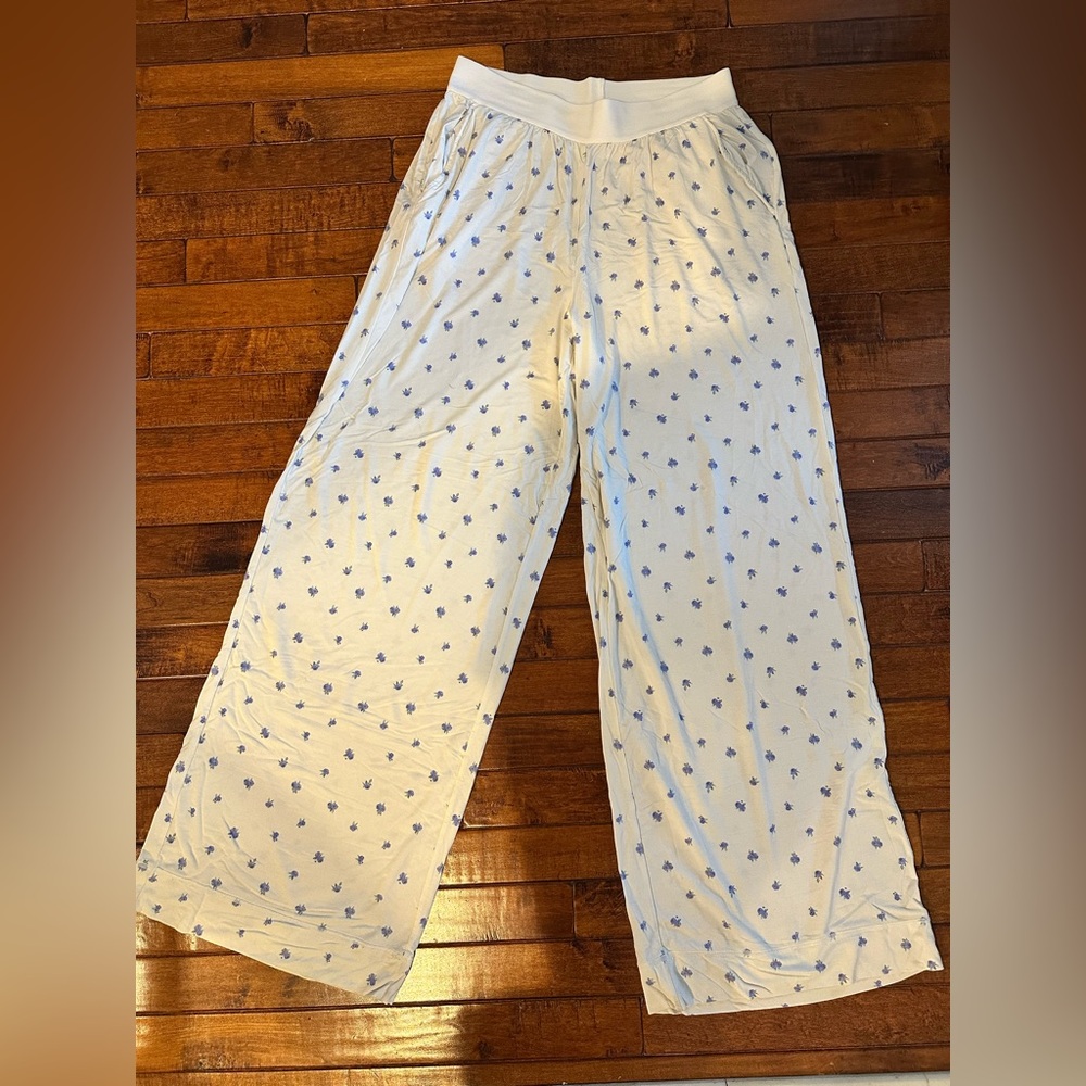 WeWoreWhat Ivory Floral Pajama Pants